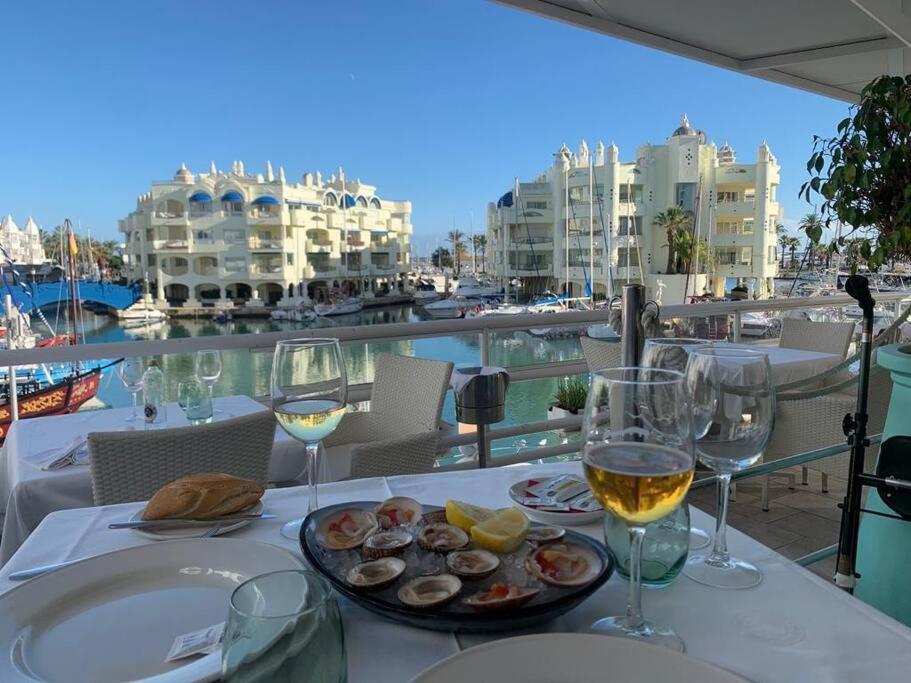 Benalmadena Costa Malaga Apartamento Muy Acogedor Con Vistas Al Mar Terraza Gigante Para Verano E Invierno Parking Экстерьер фото